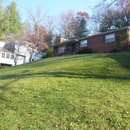 Comfy Room Huntington Exterior foto